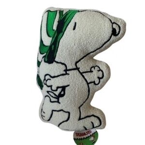 NWT. Peanuts Snoopy Green Hat Winter Pillow